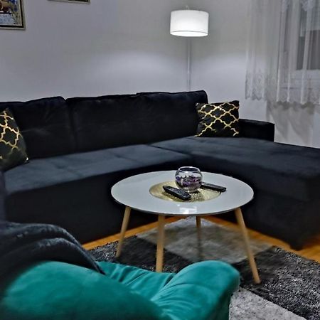 Apartman Carica Visoko Bagian luar foto