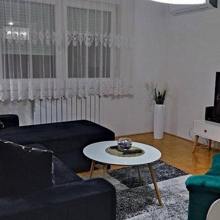 Apartman Carica Visoko Bagian luar foto