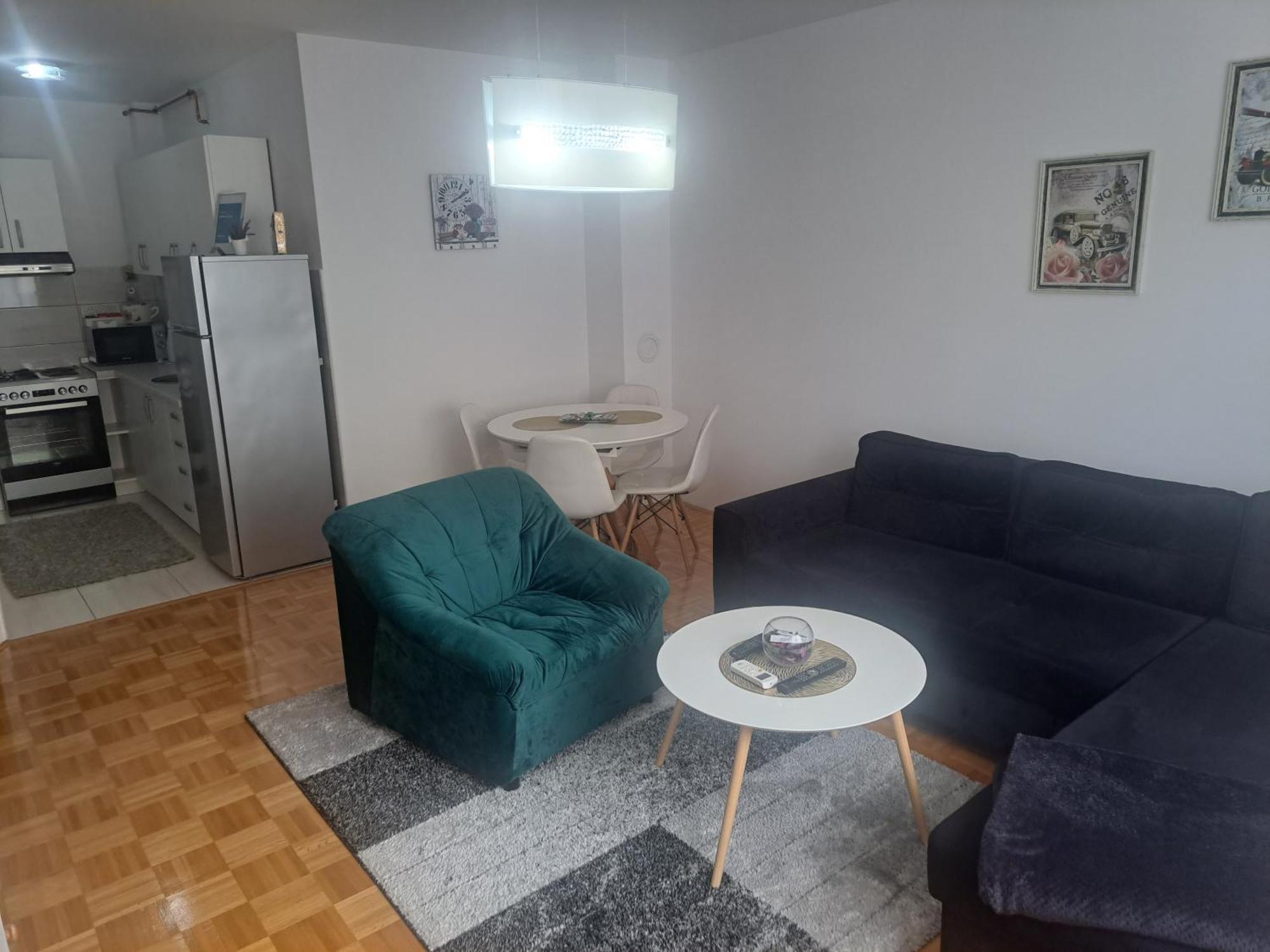 Apartman Carica Visoko Bagian luar foto