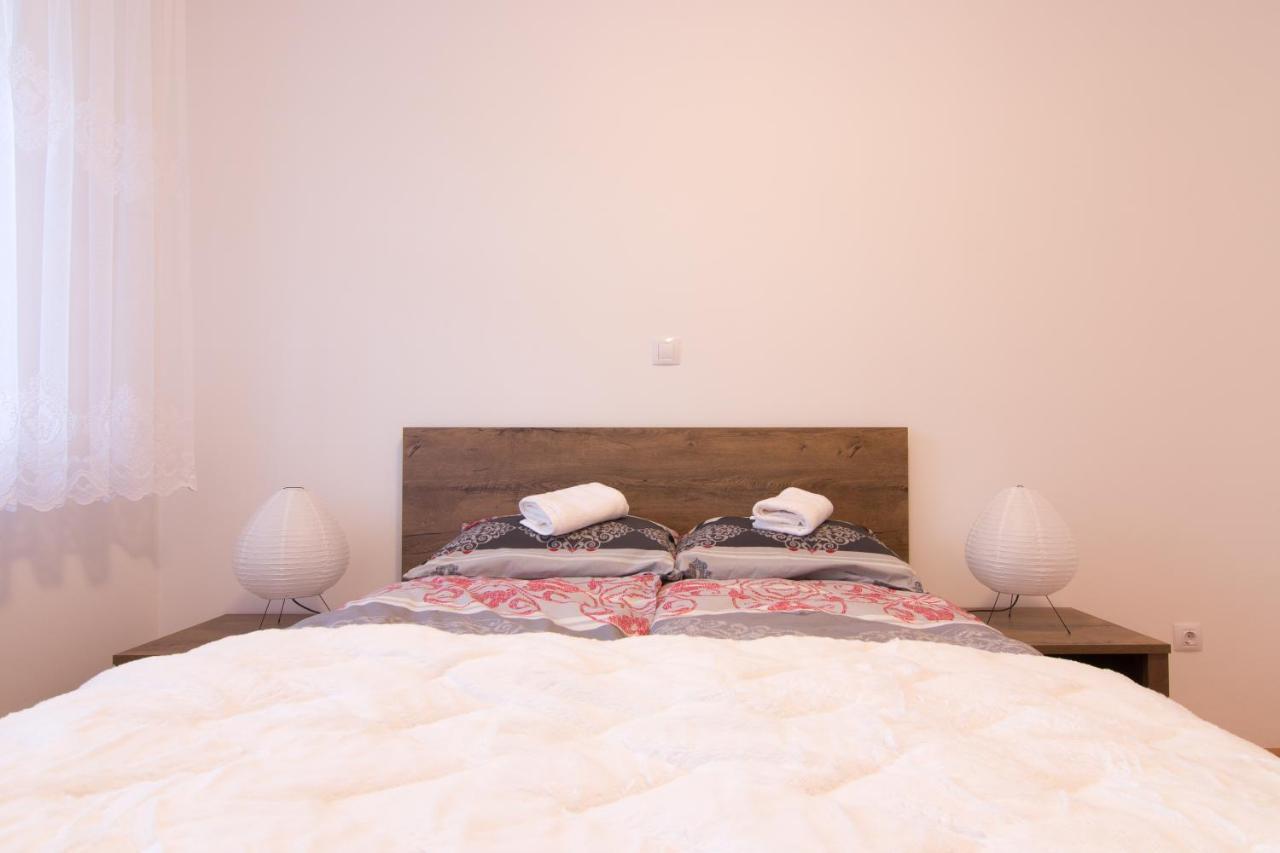 Apartman Carica Visoko Bagian luar foto