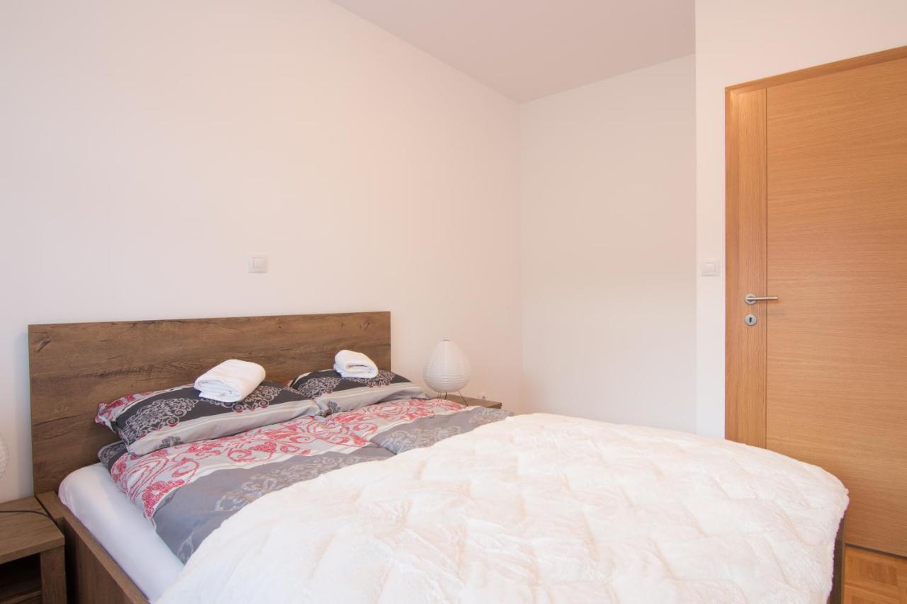 Apartman Carica Visoko Bagian luar foto